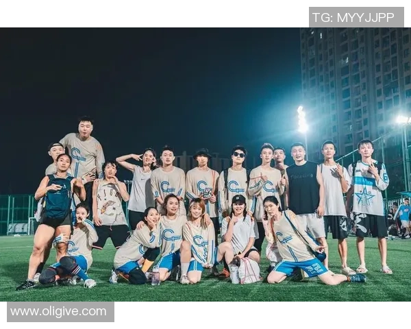 成都飞盘队携手创新高荣登全国配合排名榜首引发热议