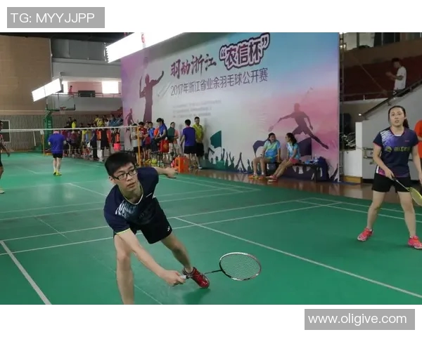 李强独家分享羽毛球技巧与训练心得助你提升竞技水平