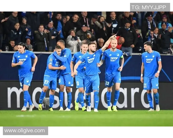 布雷达与阿尔梅勒城的激烈对决揭示了荷乙联赛的竞争魅力与球队实力较量